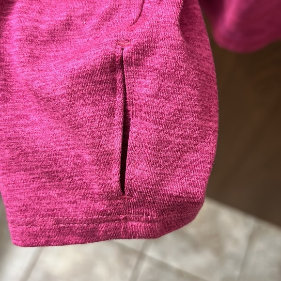 Old Navy Quarter Zip Pull Over - Picture 4 of 4